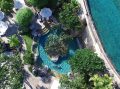 メインプールは二層式