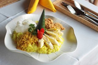 インドネシア料理のご昼食