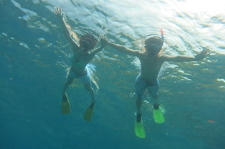 スノーケリング(イメージ)