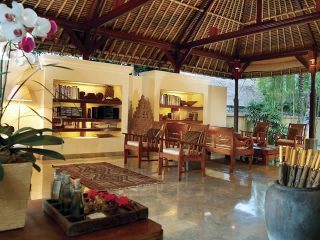 ホテル ロビー／コマネカ アット モンキーフォレスト