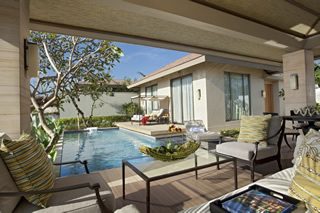 ムリアヴィラス