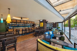 ［ママカ バイ オボロ］Street 32 Cocktail Bar （イメージ）