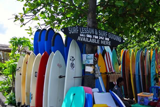 サーフレッスン（イメージ）