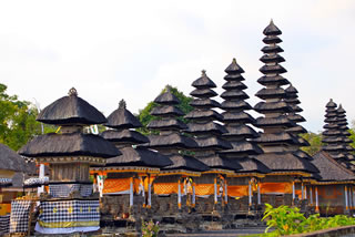 タマンアユン寺院