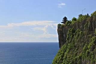 ウルワツ寺院（イメージ）